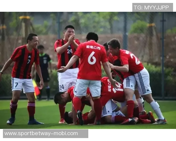 圣诞狂欢即将开启28队激战14组强强对决你最期待哪场精彩赛事 圣诞狂欢即将开启28队激战14组强强对决你最期待哪场精彩赛事