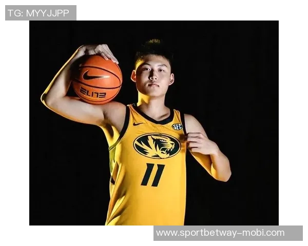 火媒分析小贾潜力认为其可成争冠球队首发但星光不够耀眼 火媒分析小贾潜力认为其可成争冠球队首发但星光不够耀眼