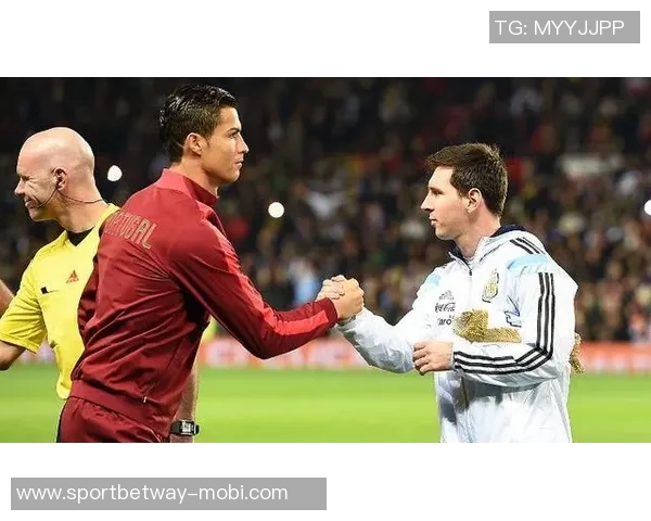 足坛传奇梅西位列历史百大运动员第三C罗和贝利分别排第十四和第十八